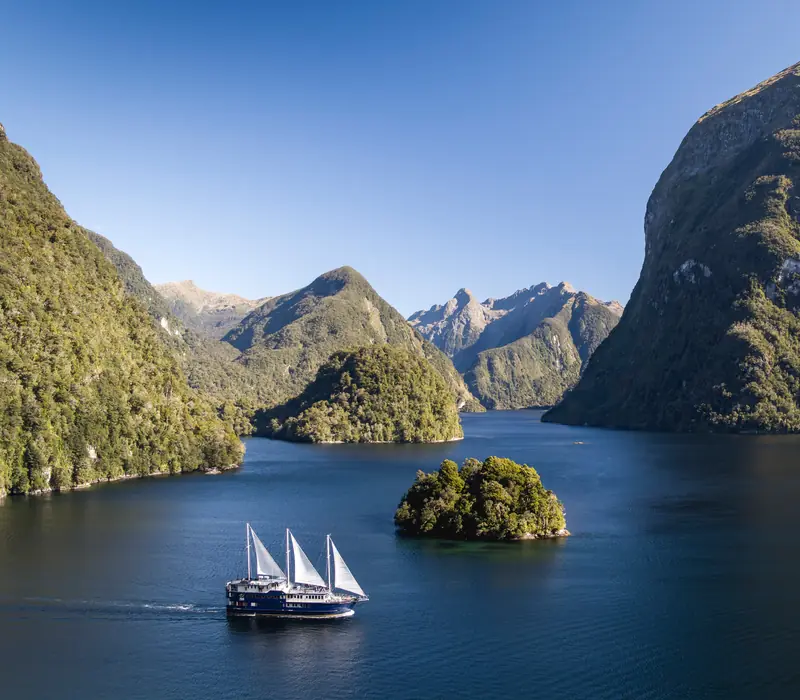 Day 6 of 11 Day Ultimate South Island Christmas: A leisurely start today before travelling to Manapouri