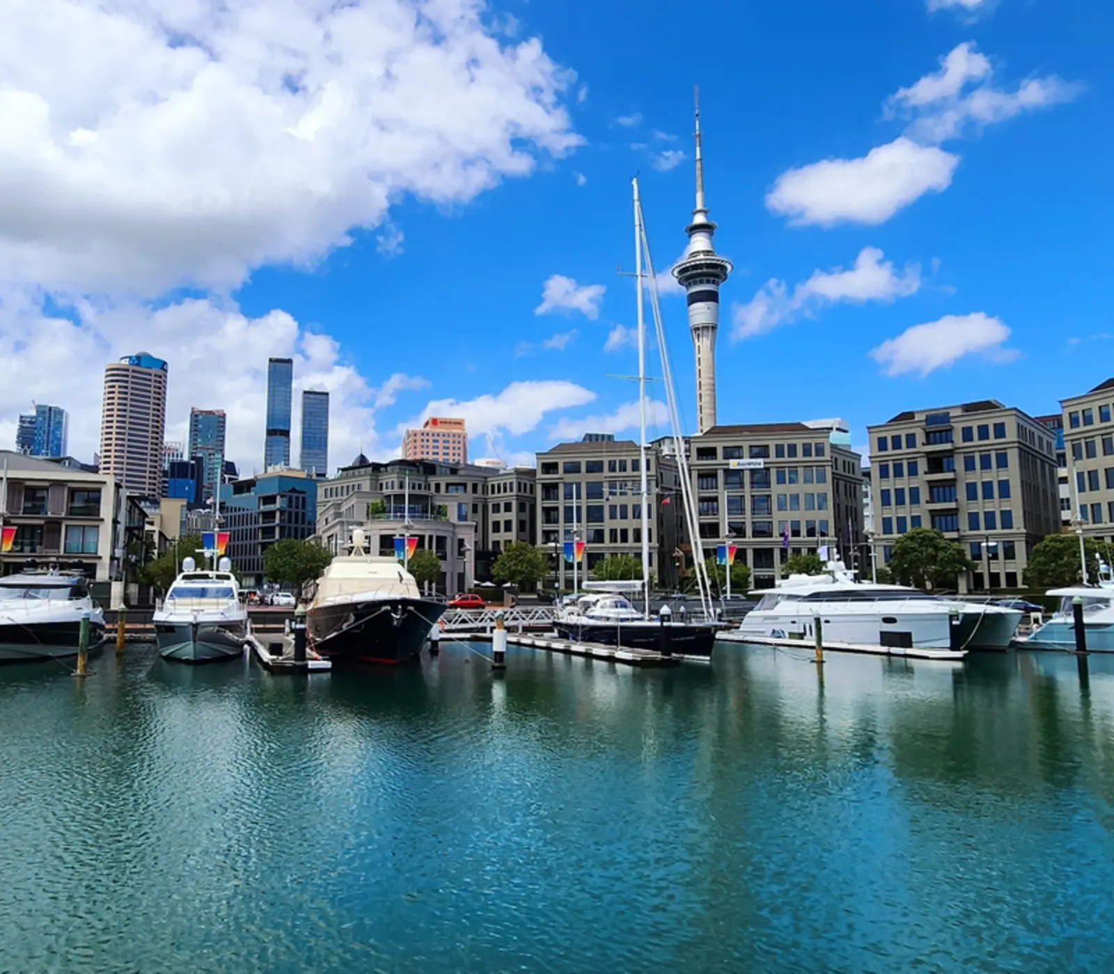 Day 4 of Waitomo, Rotorua and Hobbiton Escape: Rotorua to Auckland by InterCity Coach