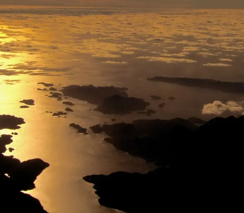 Day 2: Ata Whenua - Shadowland Film at Fiordland Cinema (photo 2), Fiordland Escape