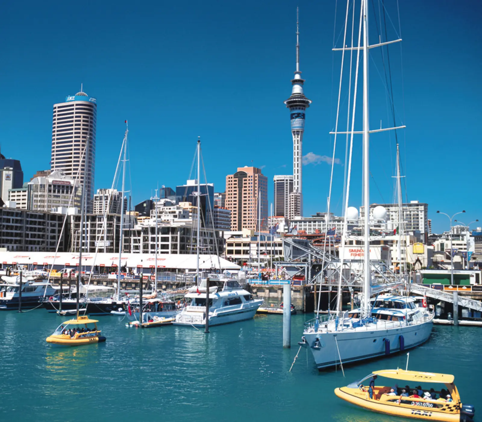 9 Day Signature North Island: 9 day New Zealand guided coach tour