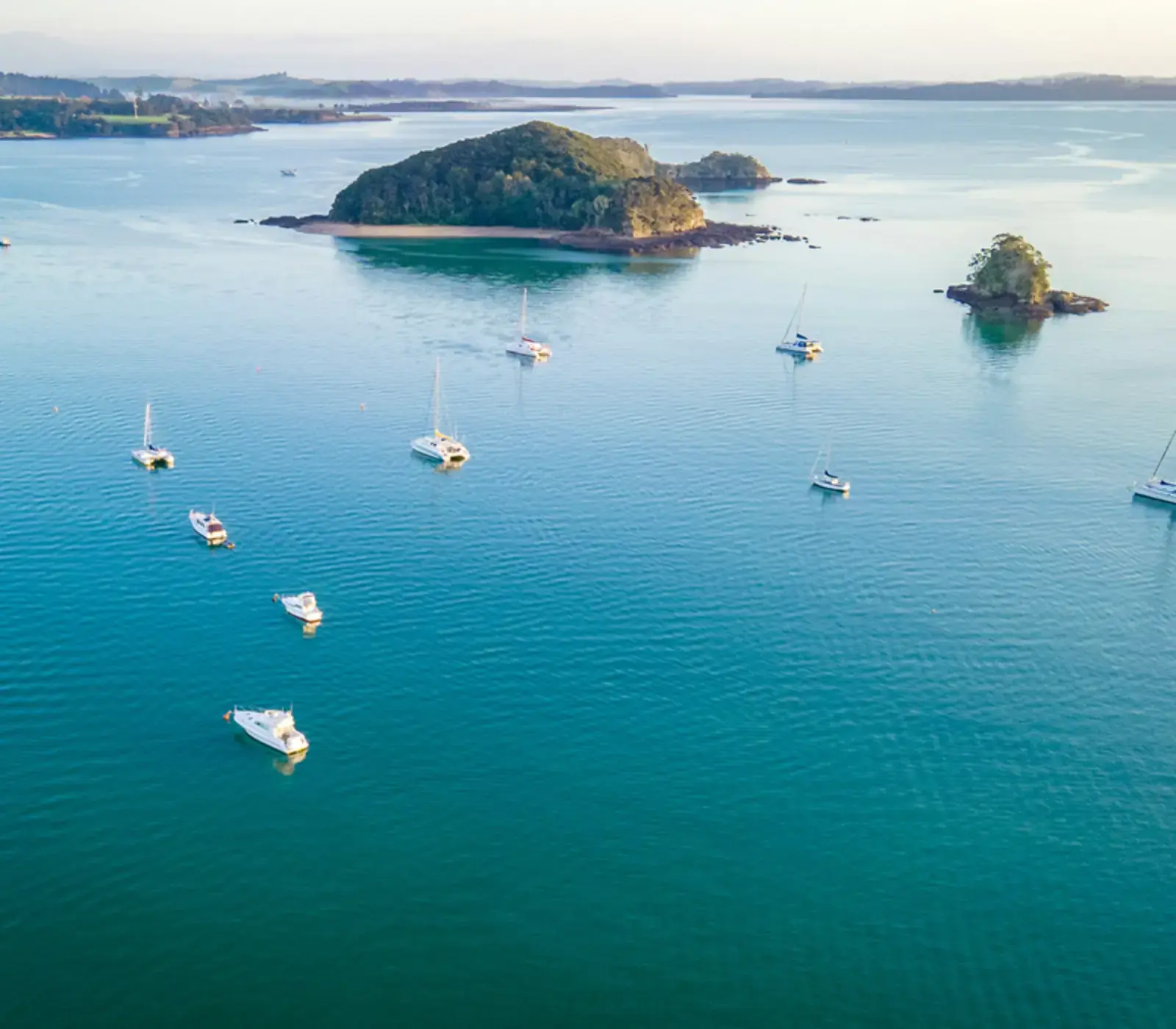 Bay of Islands and Rotorua Combo 5 Day Tour: 5 day New Zealand guided coach tour