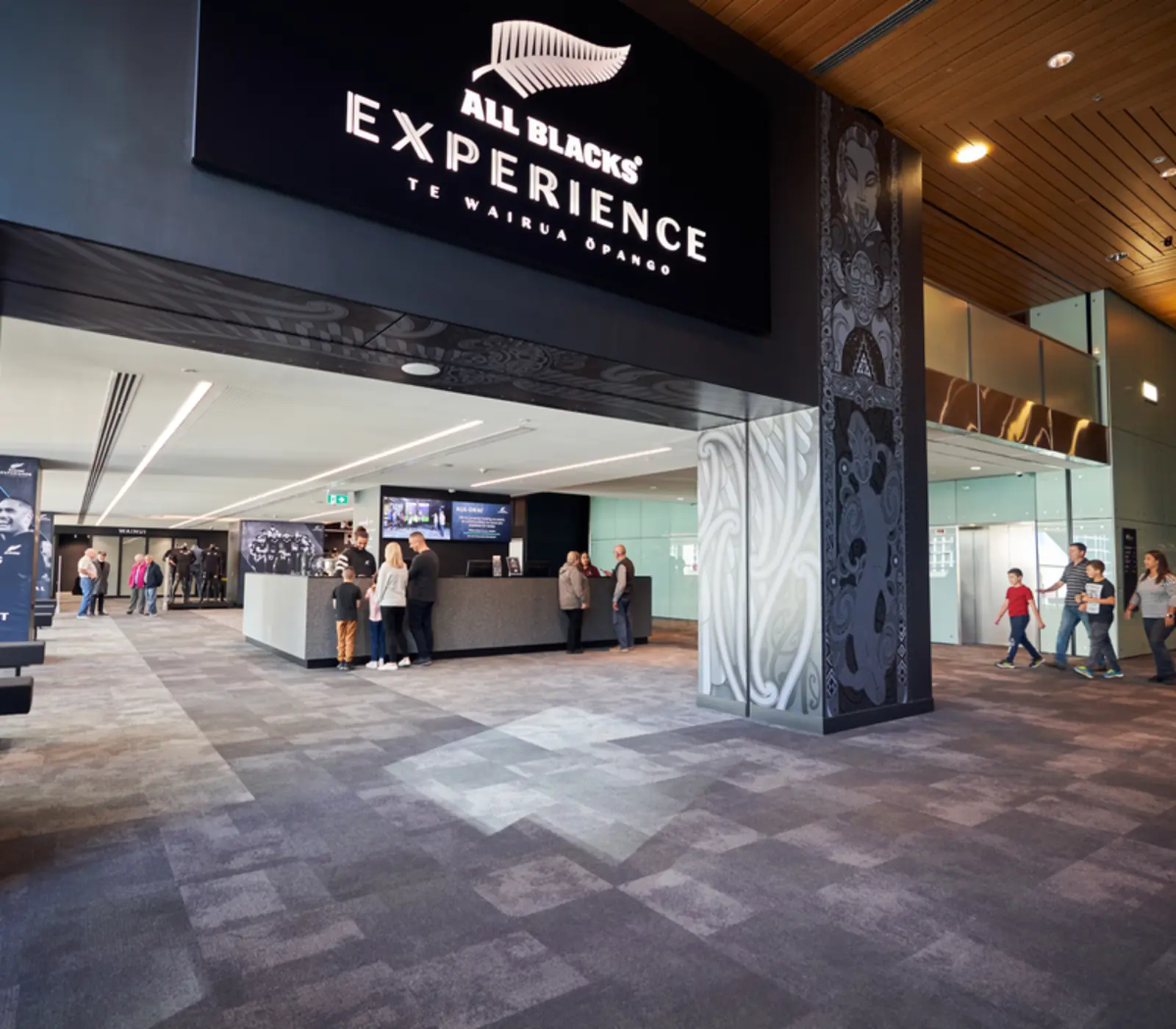 Coastal & Cultural Journey: 10 day New Zealand guided coach tour