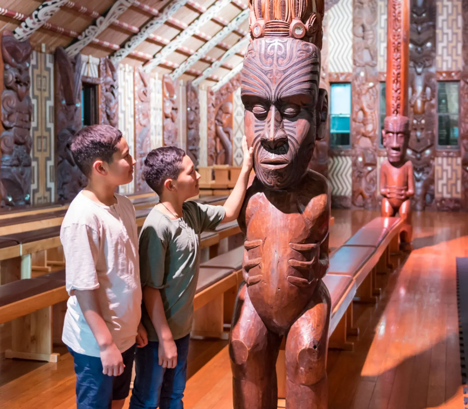 Discover Bay of Islands Tour: 5 day New Zealand guided coach tour