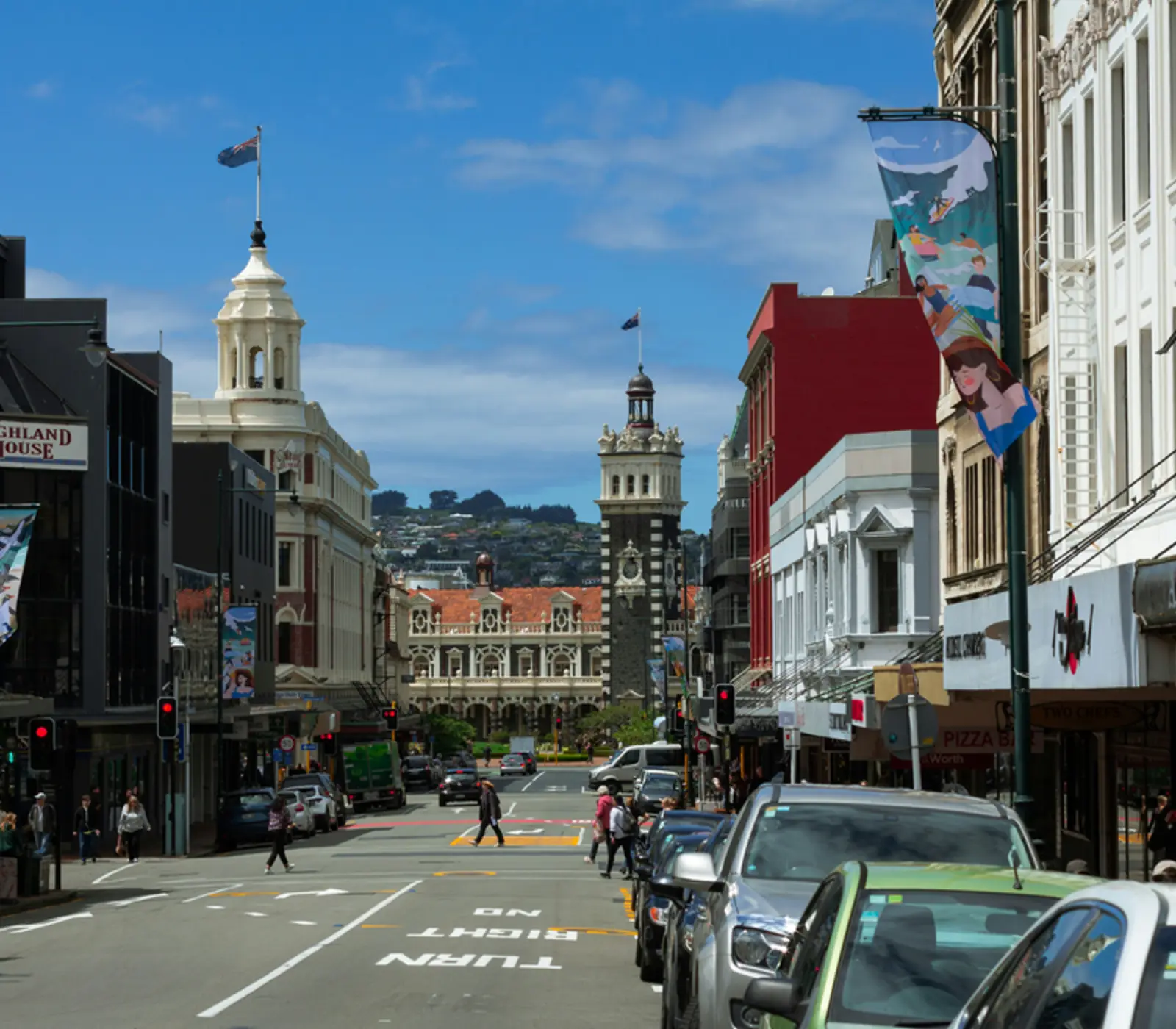 Dunedin, Milford Sound, Queenstown and Mt. Cook: 6 day New Zealand guided coach tour