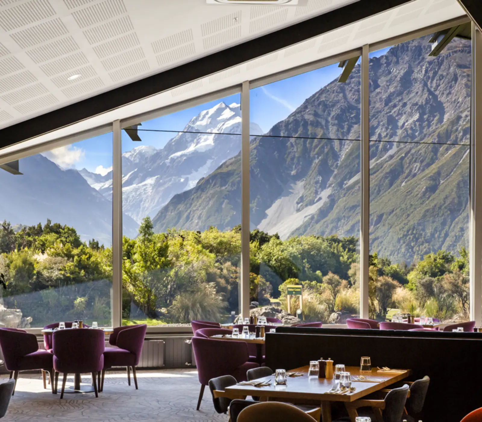 Day 15 of South Island Natural Discovery: The Alpine Restaurant Buffet Dinner