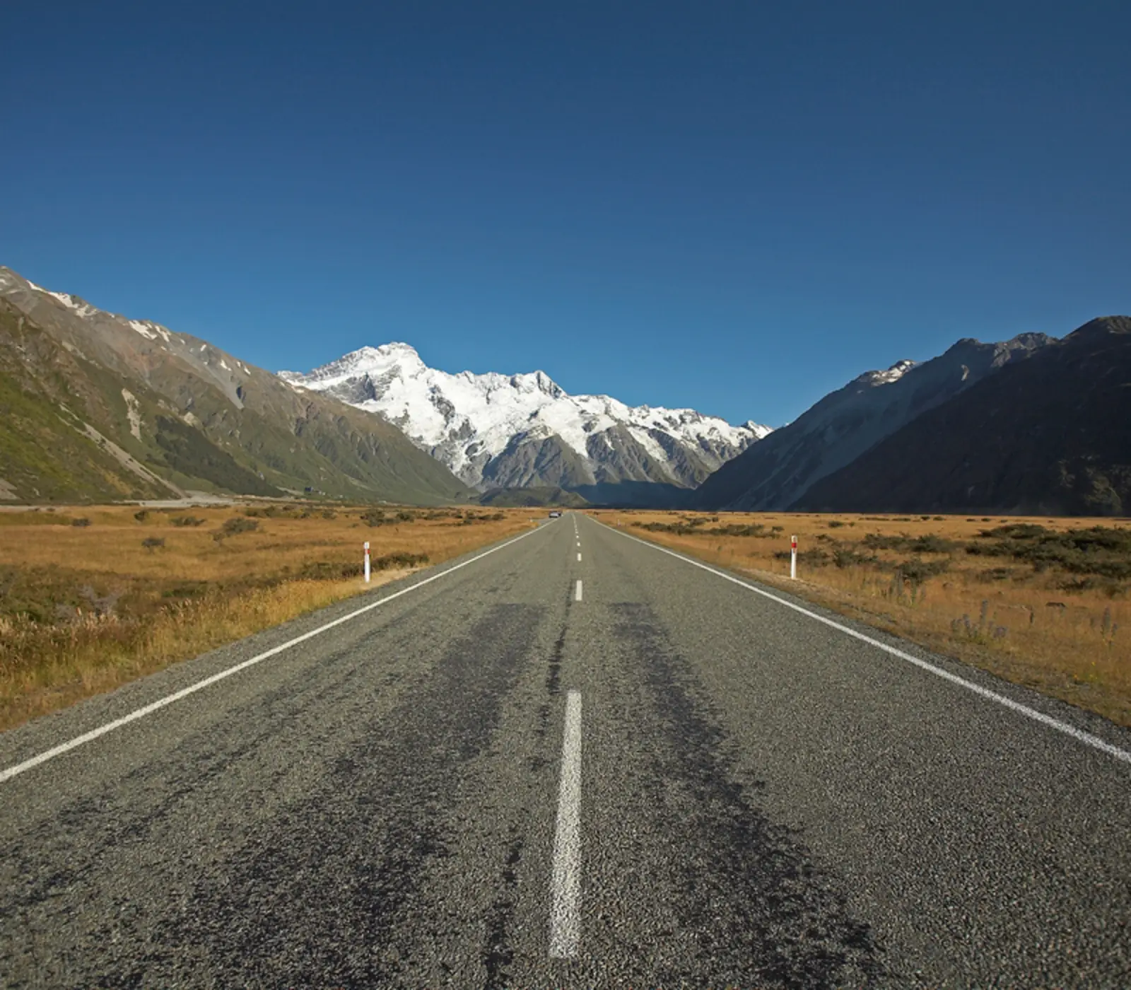 Ski Canterbury: 7 day New Zealand ski package tour
