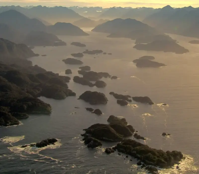 Day 2: Ata Whenua - Shadowland Film at Fiordland Cinema (photo 4), Fiordland Escape