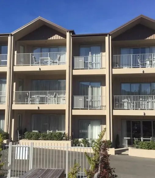 Clear Ridge Apartments