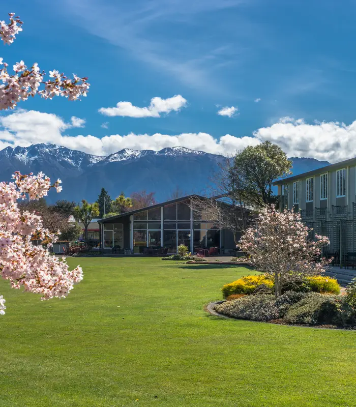 Distinction Te Anau Hotel & Villas