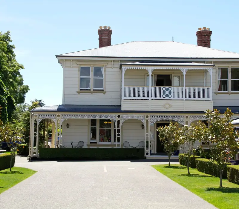 Merivale Manor Townhouse Apartment