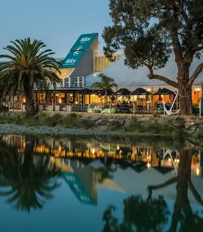 Tides Hotel (was Trailways Hotel)