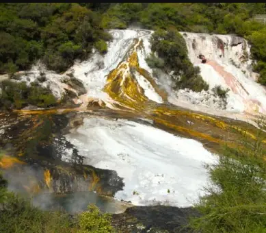 Day 6 of North Island Highlights with Northern Explorer: Orakei Korako Hidden Valley