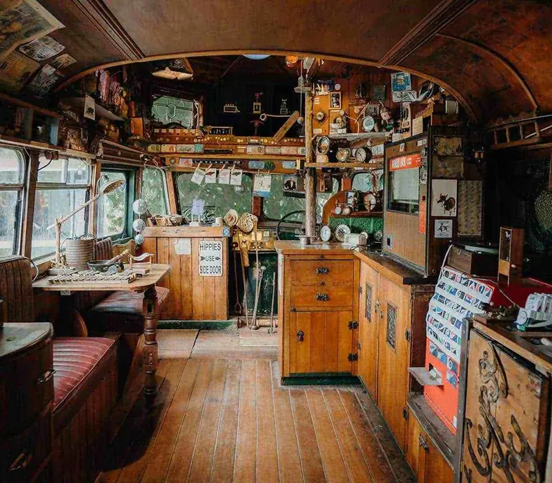 Day 6 of South Island Explorer: The Lost Gypsy Gallery - suggested activity