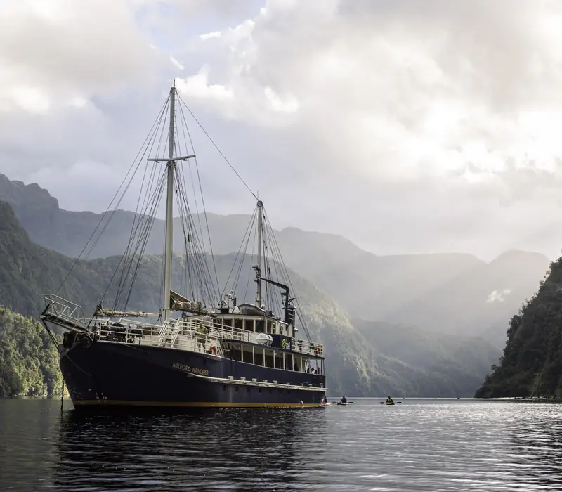 Day 6 of The Southern Circle Day Walks: Milford Mariner Overnight Cruise
